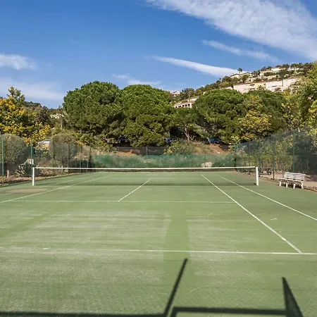 Le Bougainvillier By Interhome サント・マキシム